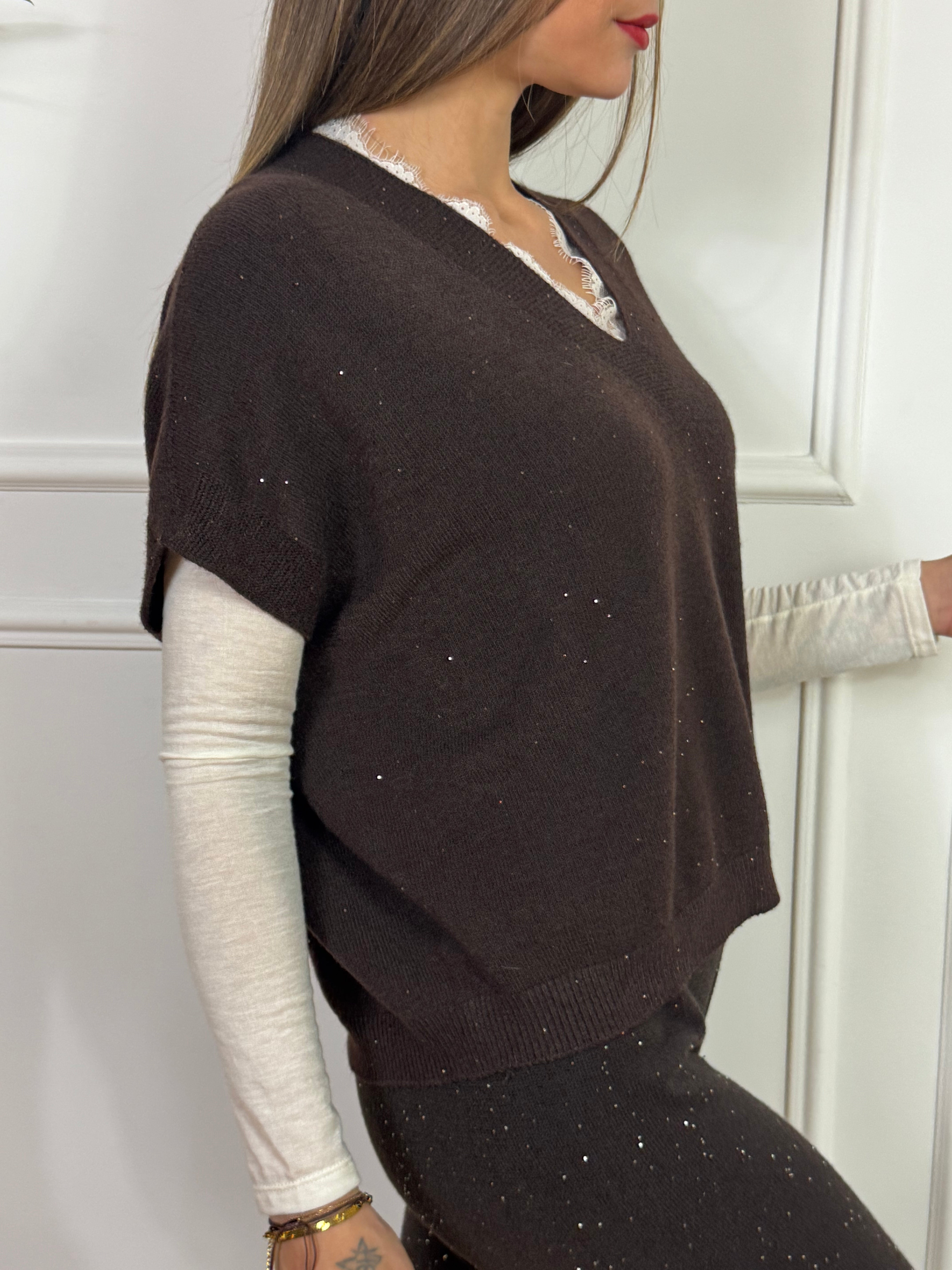 Gilet chiuso / Maglia scollo V spalla scesa MANICA CORTA Susy Mix con MICROPAILLETTES