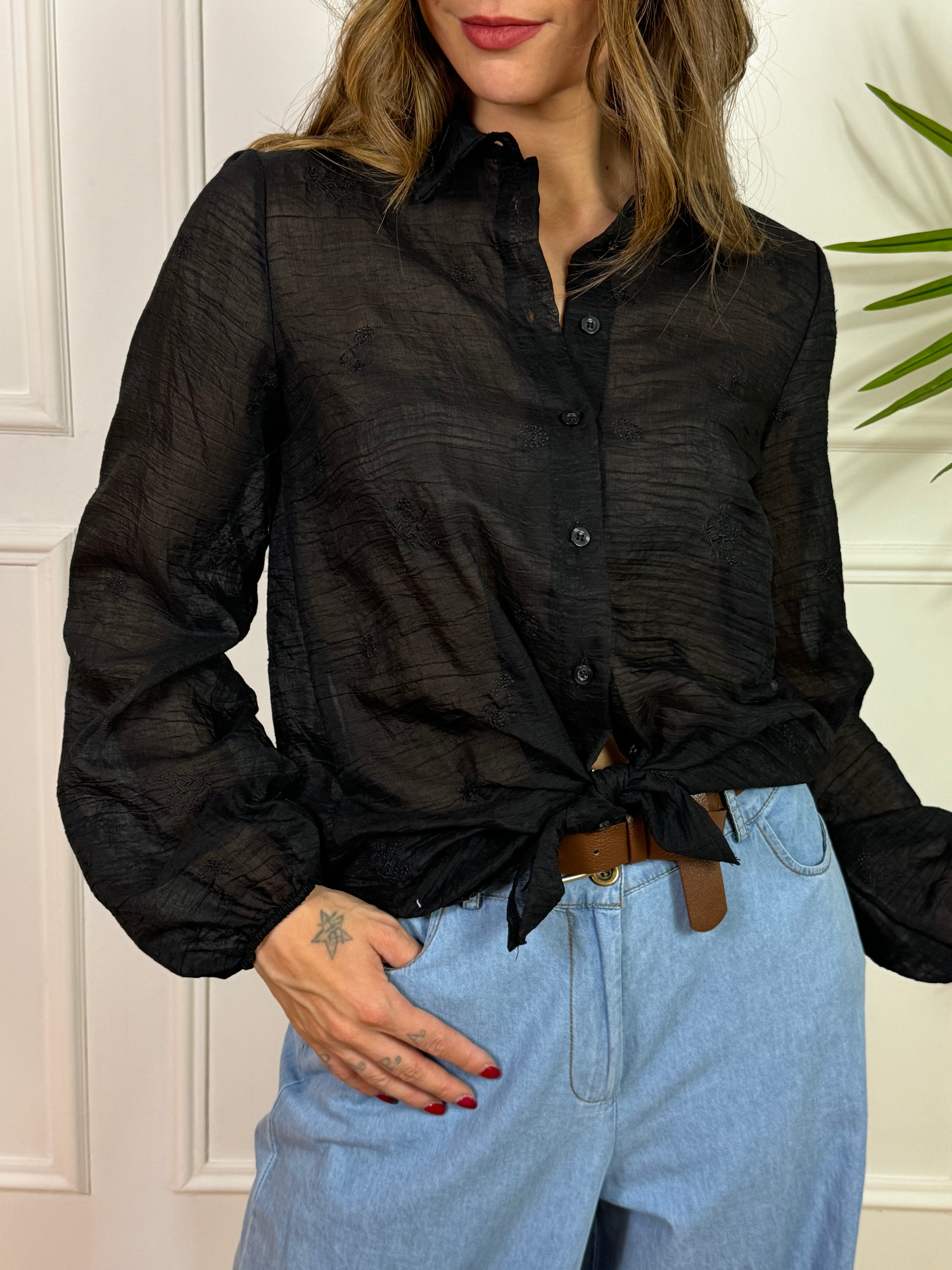 Camicia OVER Kikisix con ricami