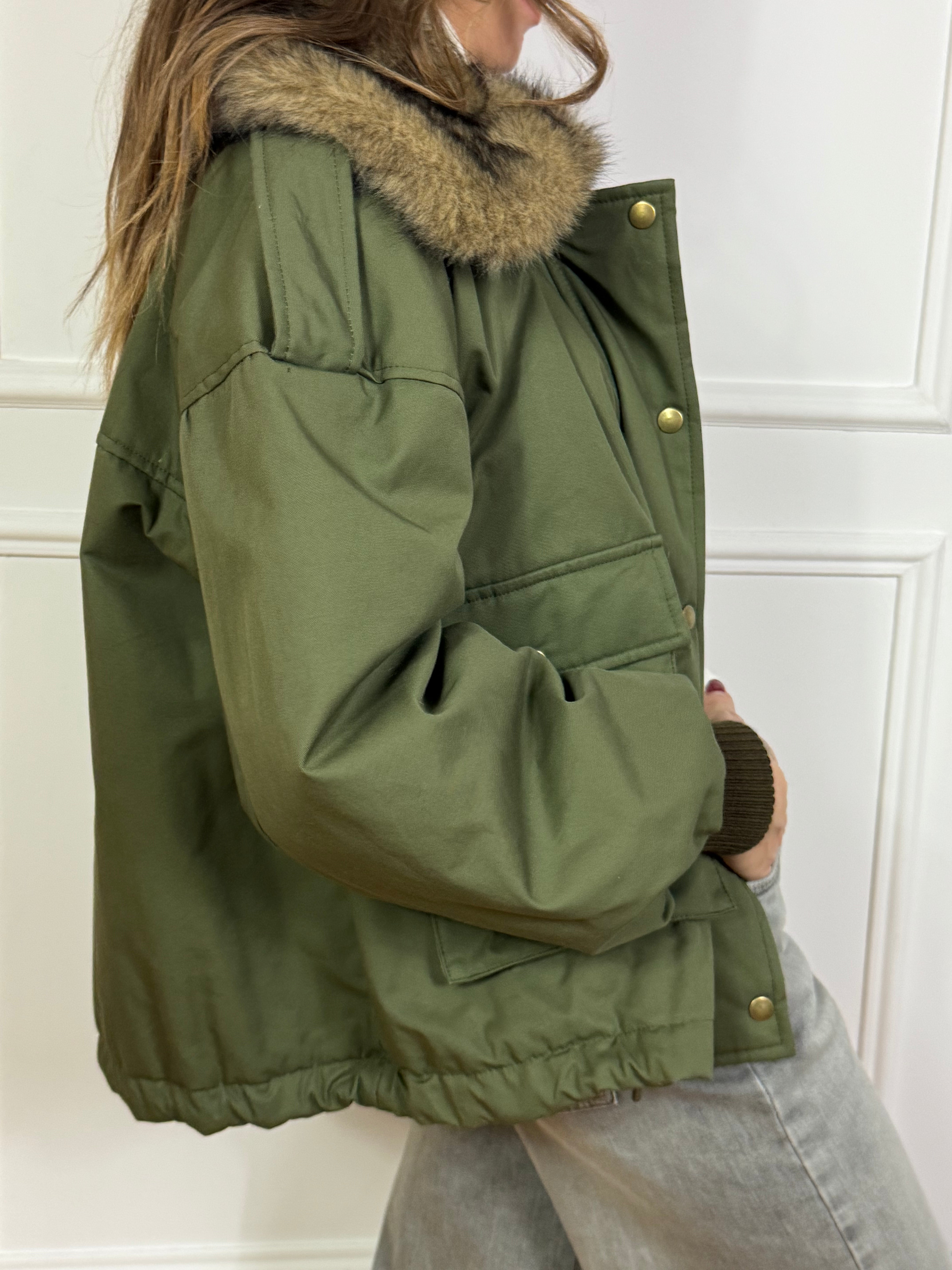 Giaccone bomber Motel con collo ecopelliccia removibile