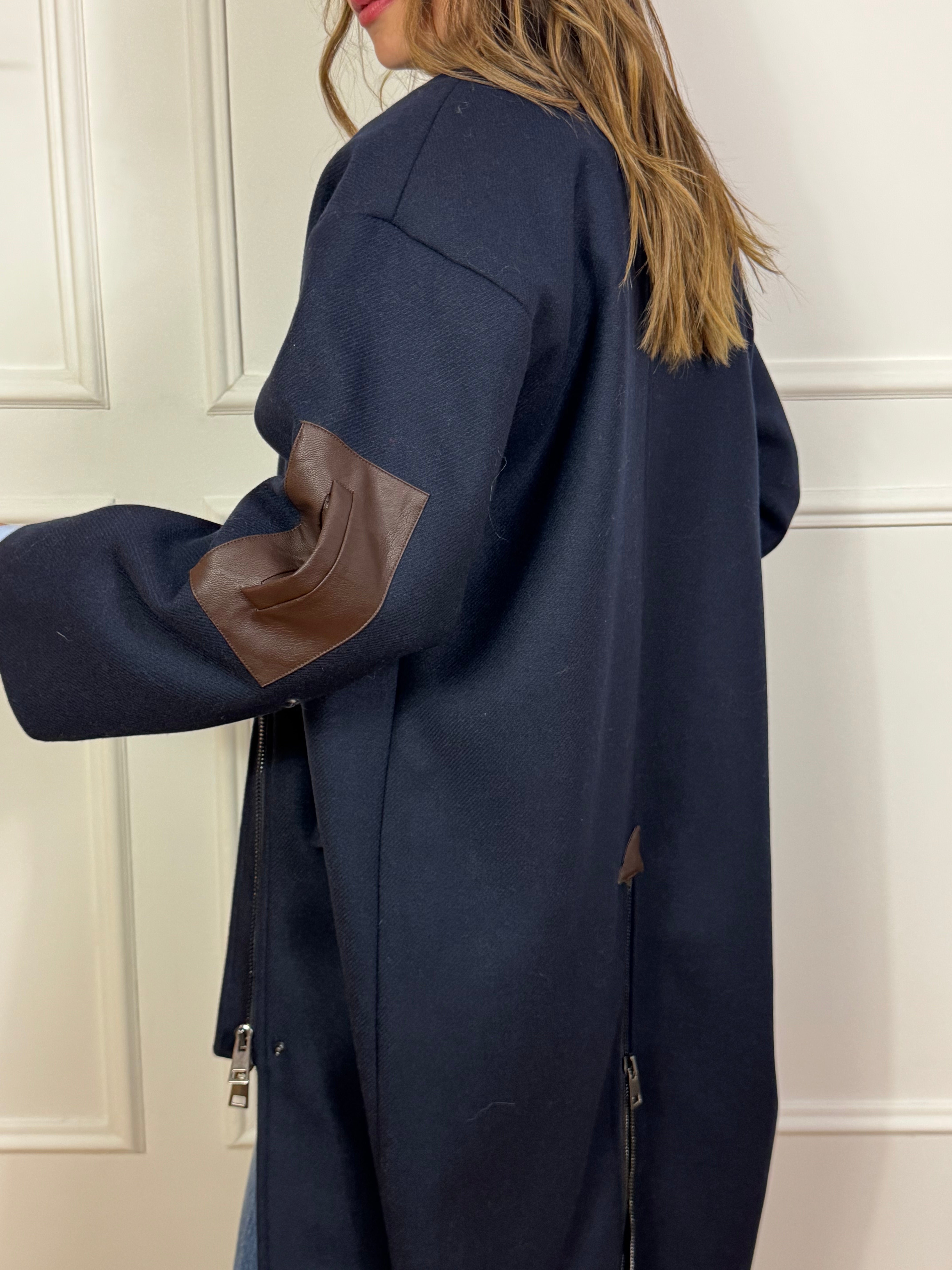 Cappotto oversize Motel LONDON spacco con cerniera