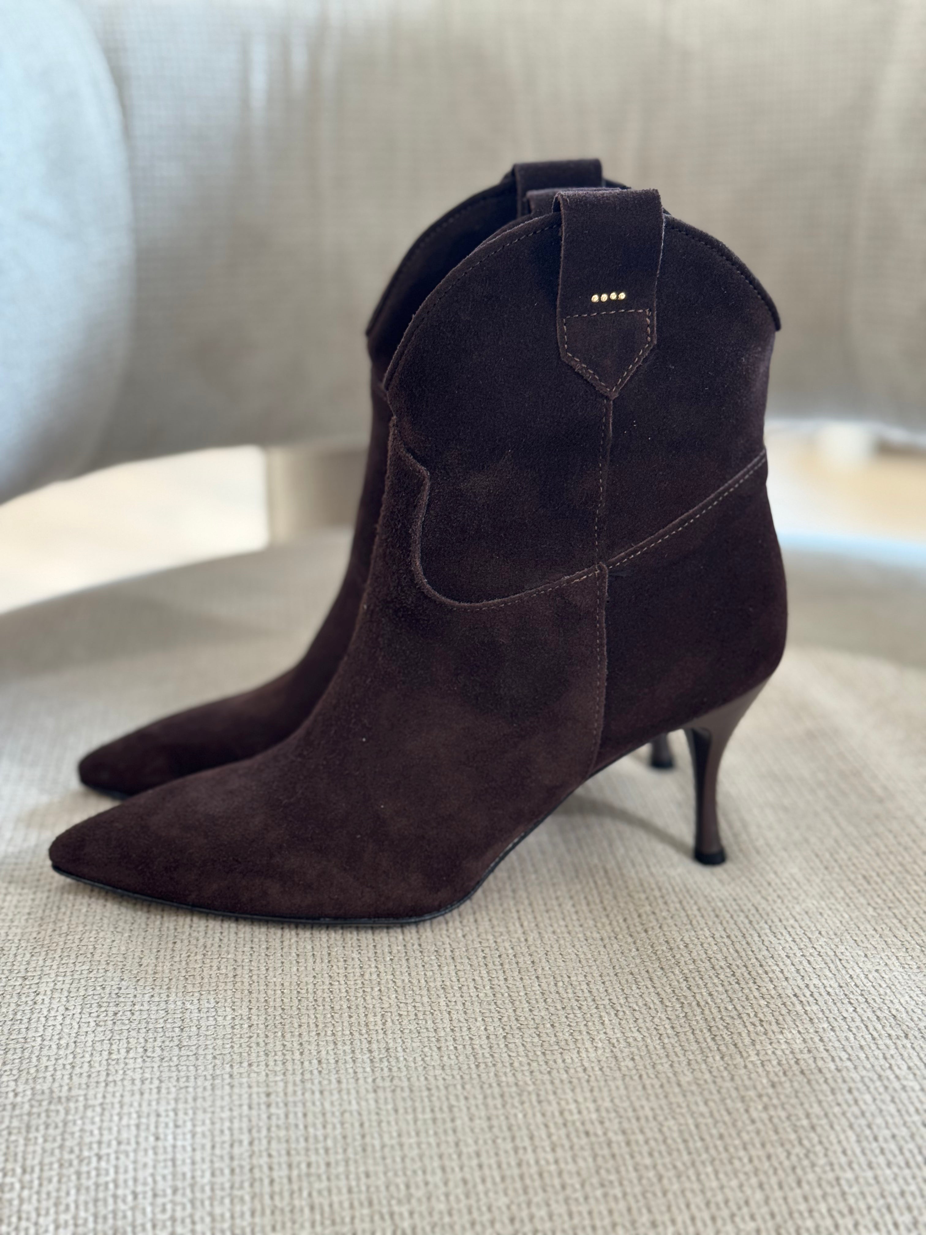 Stivaletto ankle-boot in vera pelle con tacco  OVYE'  - CAMOSCIO TESTA DI MORO