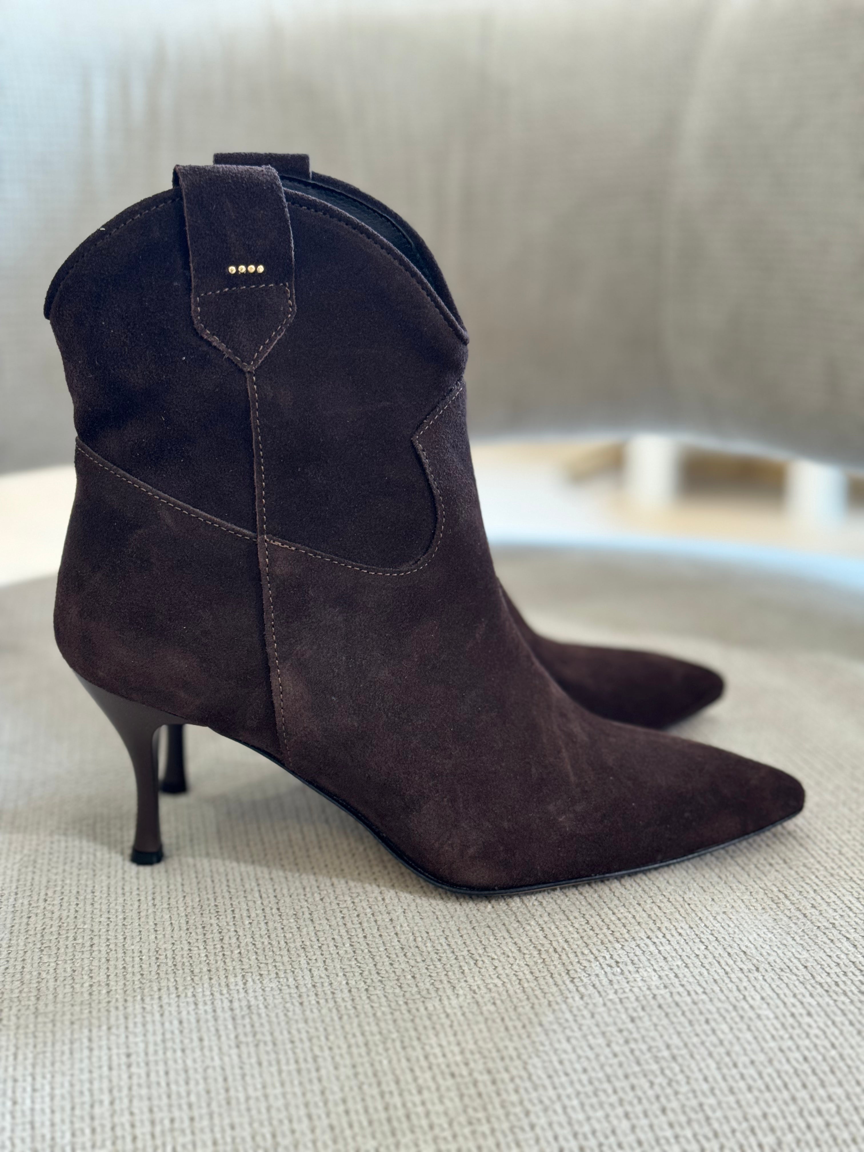 Stivaletto ankle-boot in vera pelle con tacco  OVYE'  - CAMOSCIO TESTA DI MORO