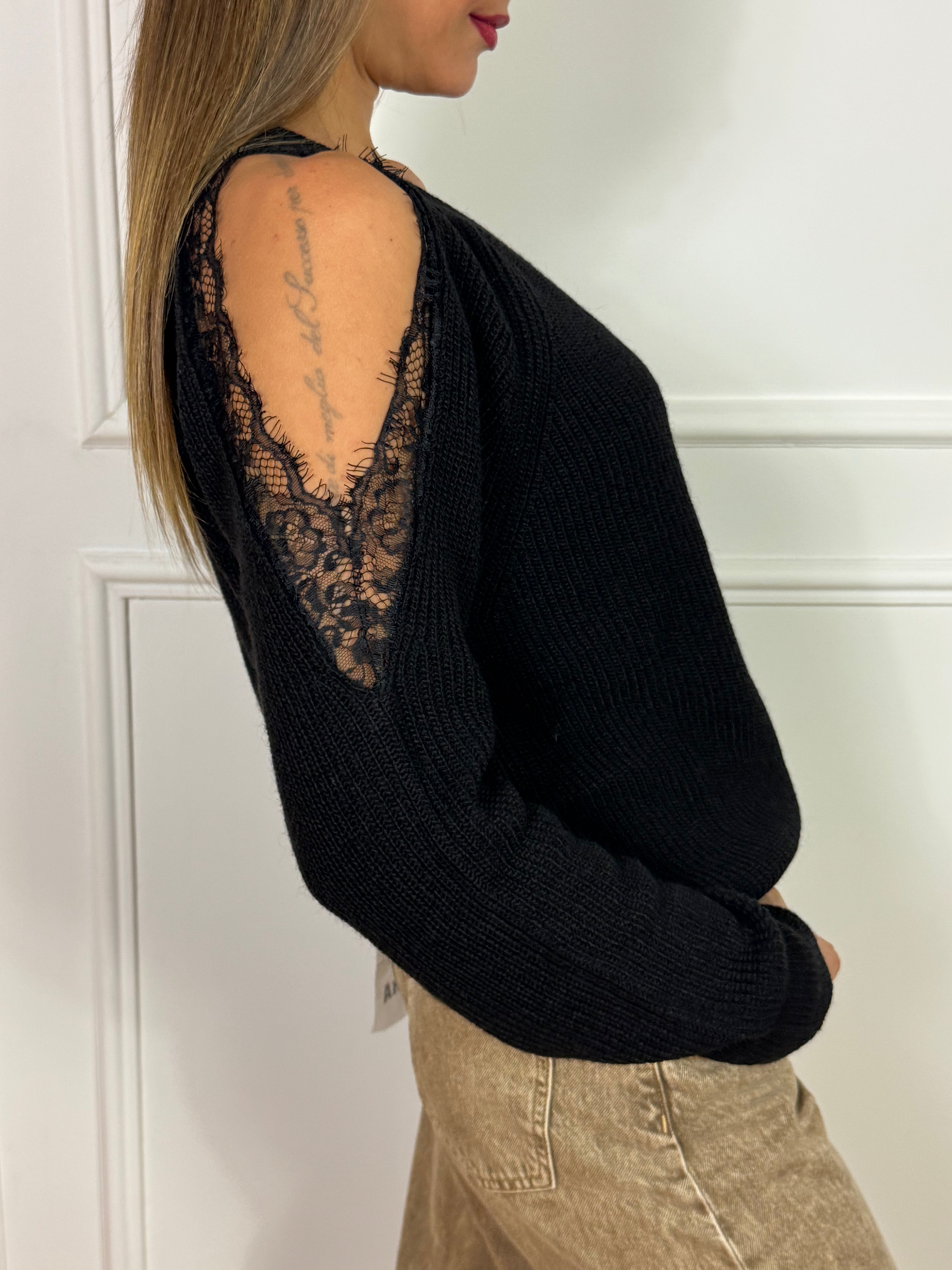 Maglia Have One CUT-OUT SPALLE CON PIZZO
