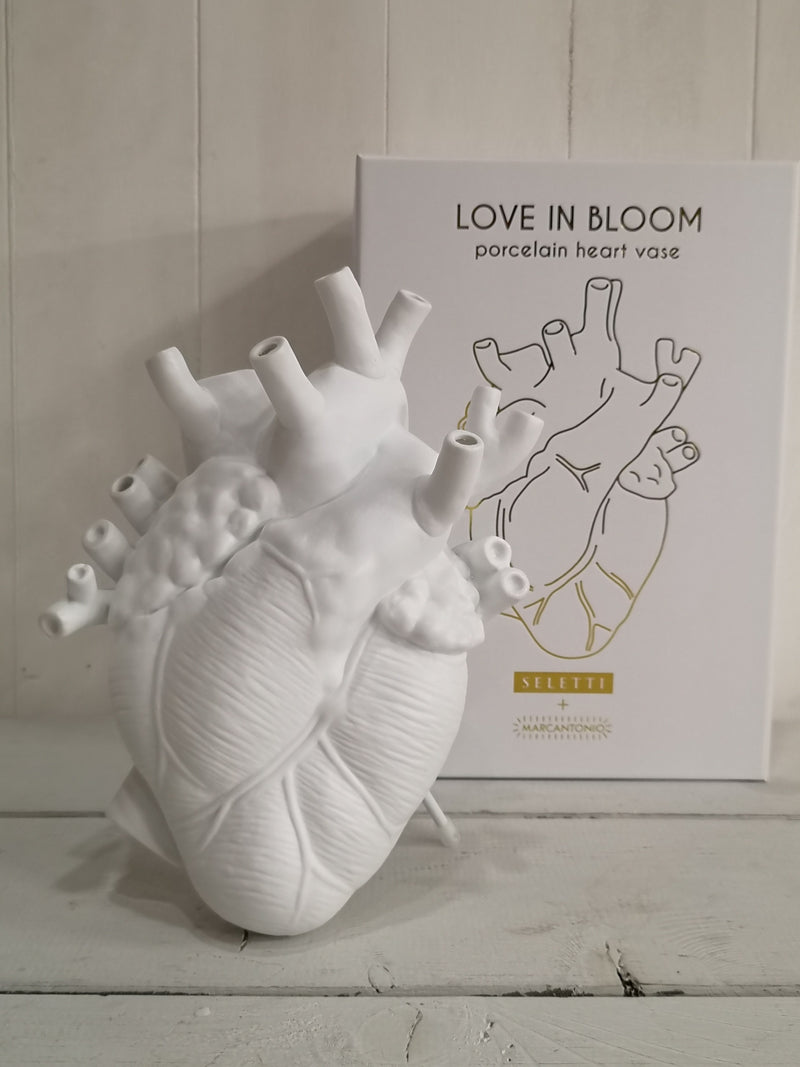 Vaso cuore  BIANCO LOVE IN BLOOM  SELETTI